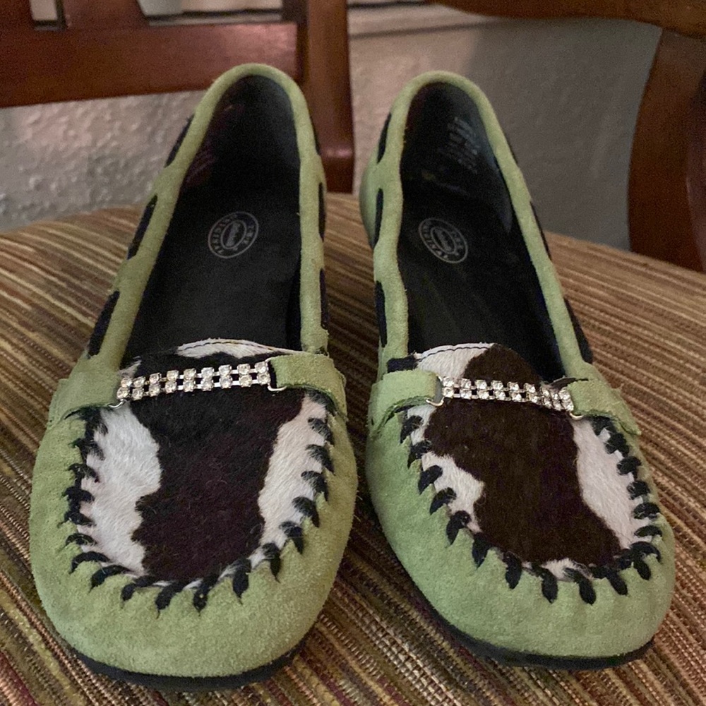 Dr. Scholls sage green cow print rhinestone accents small heel